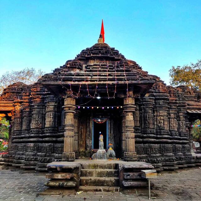 Book an Online Pandit Near You in Ambernath for All Pujas & Havans