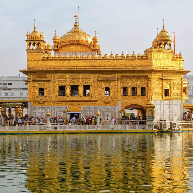 Book an Online Pandit Near You in Amritsar for All Pujas & Havans