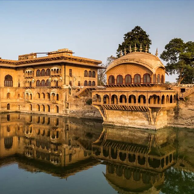 Book an Online Pandit Near You in Bharatpur for All Pujas & Havans