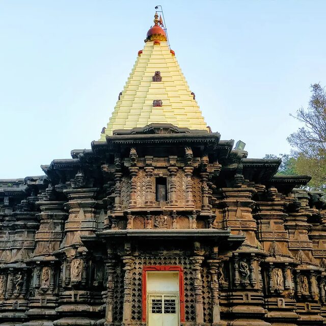 Book an Online Pandit Near You in Kolhapur for All Pujas & Havans
