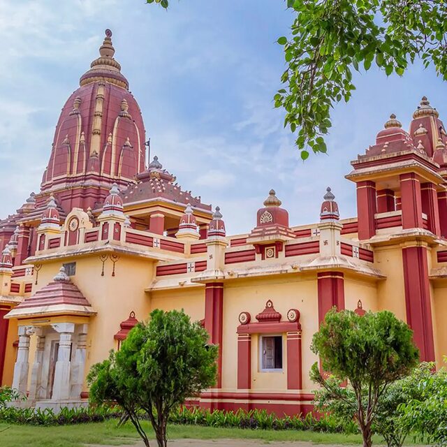 Book an Online Pandit Near You in Mathura for All Pujas & Havans