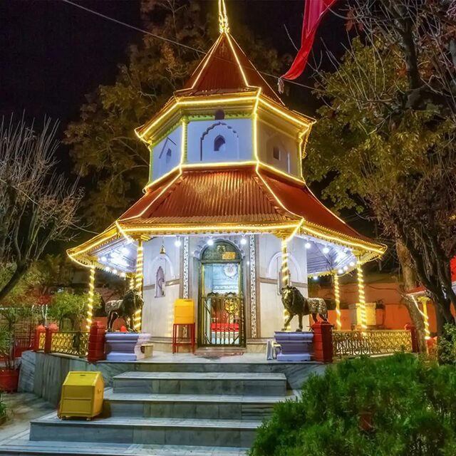Book an Online Pandit Near You in Nainital for All Pujas & Havans
