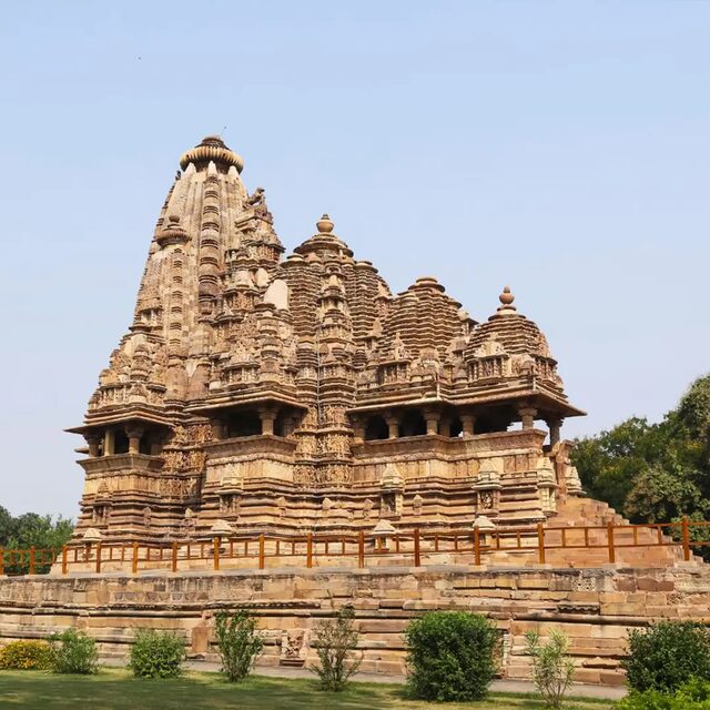 Book an Online Pandit Near You in Varanasi for All Pujas & Havans