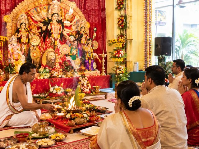 Durga Puja Pandit in Vadodara