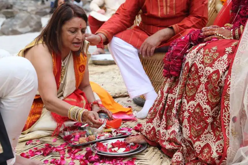Female Pandit For Marriage